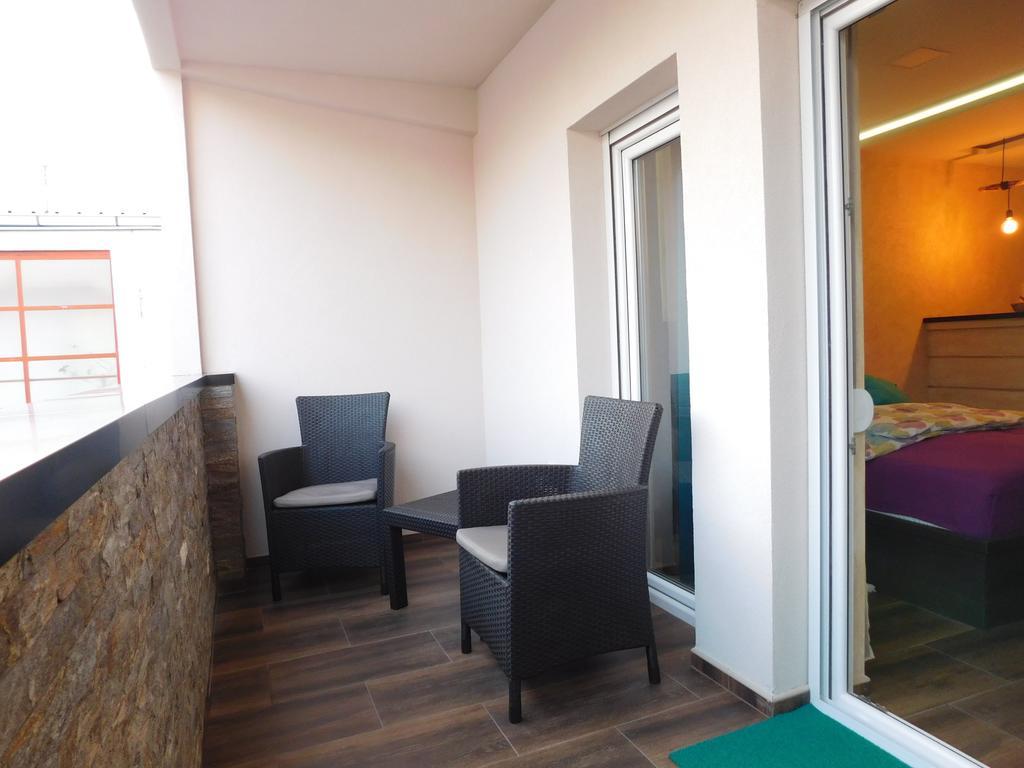 Lola Apartments Banja Koviljača Kültér fotó