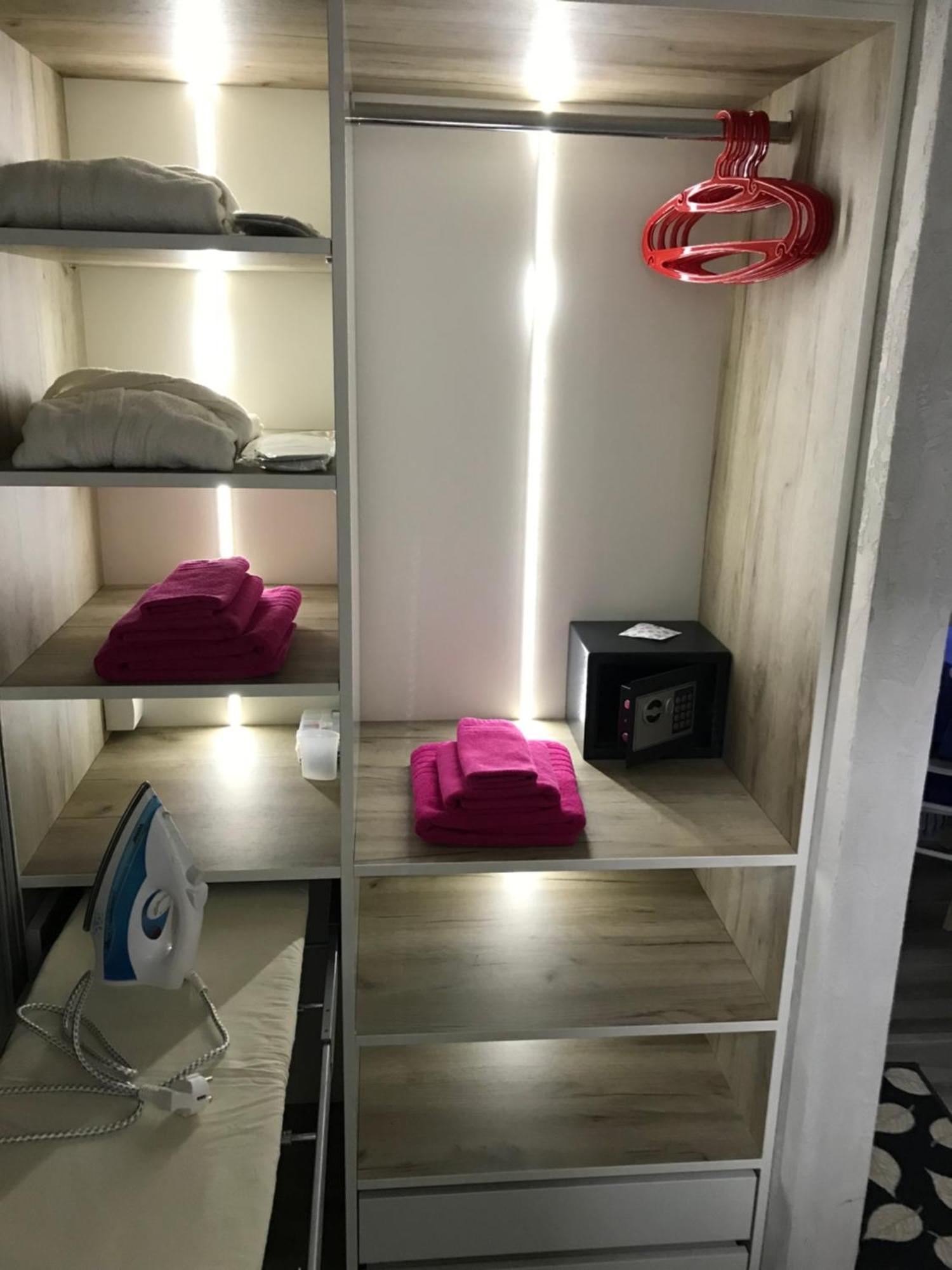 Lola Apartments Banja Koviljača Kültér fotó