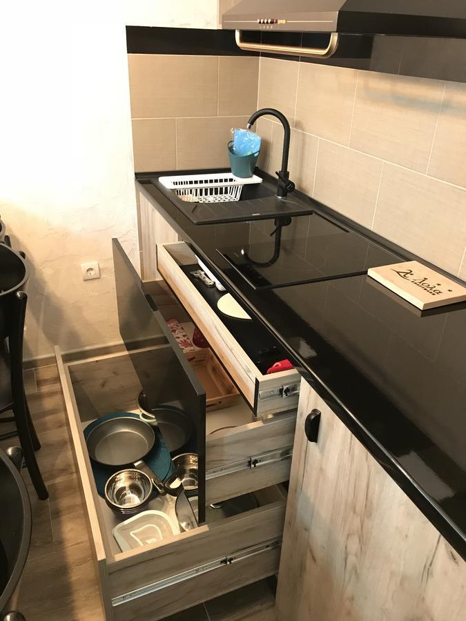 Lola Apartments Banja Koviljača Kültér fotó