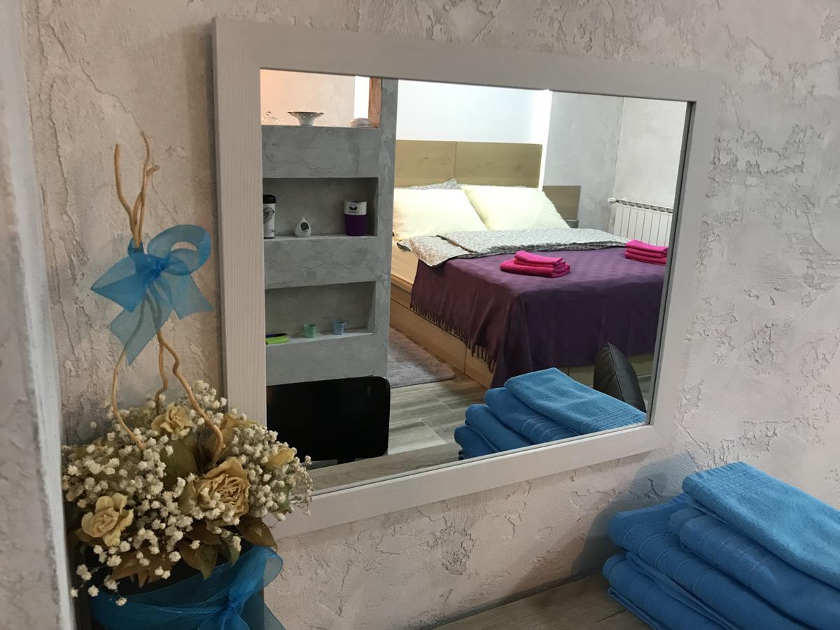 Lola Apartments Banja Koviljača Kültér fotó