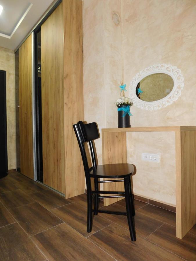 Lola Apartments Banja Koviljača Kültér fotó