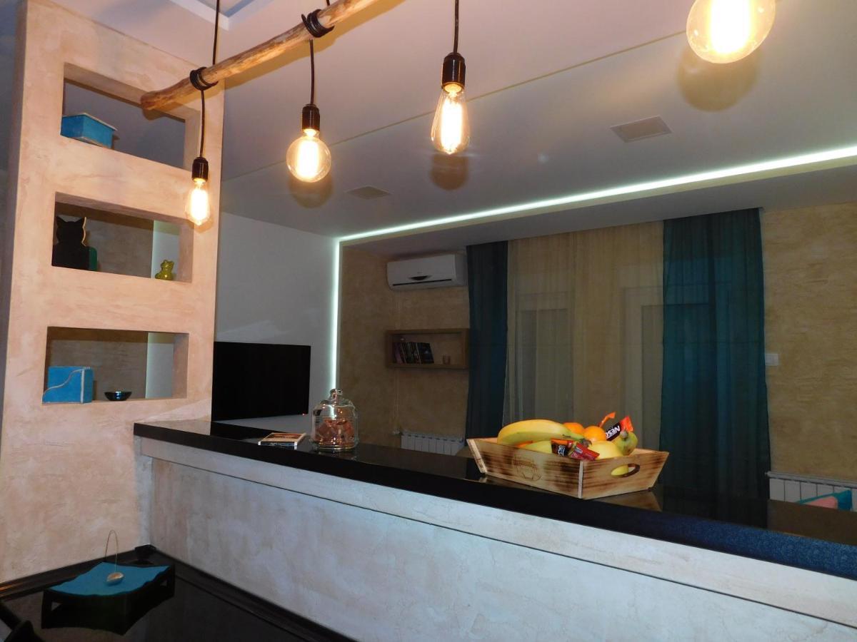 Lola Apartments Banja Koviljača Kültér fotó